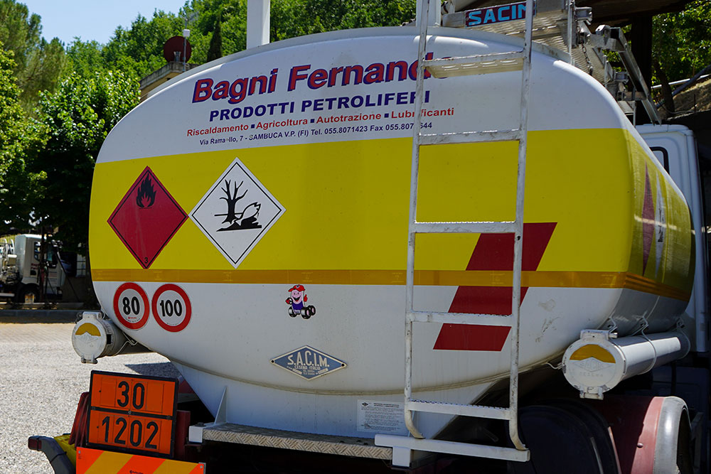 Vendita Carburante Tavarnelle e Val Di Pesa (FI) - Bagni Fernando