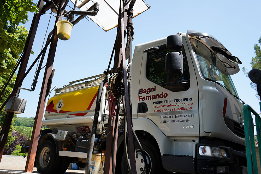 Vendita Carburante Tavarnelle e Val Di Pesa (FI) - Bagni Fernando